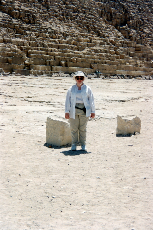 940529_35_MichellePyramidOfKhafre_small