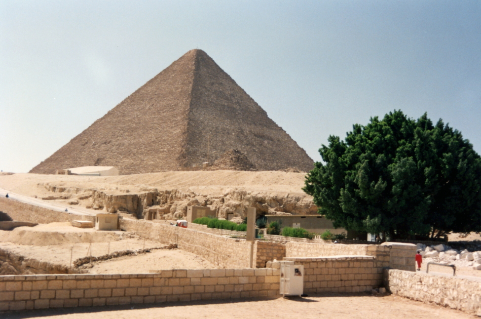 One last look at the pyramid of Cheops