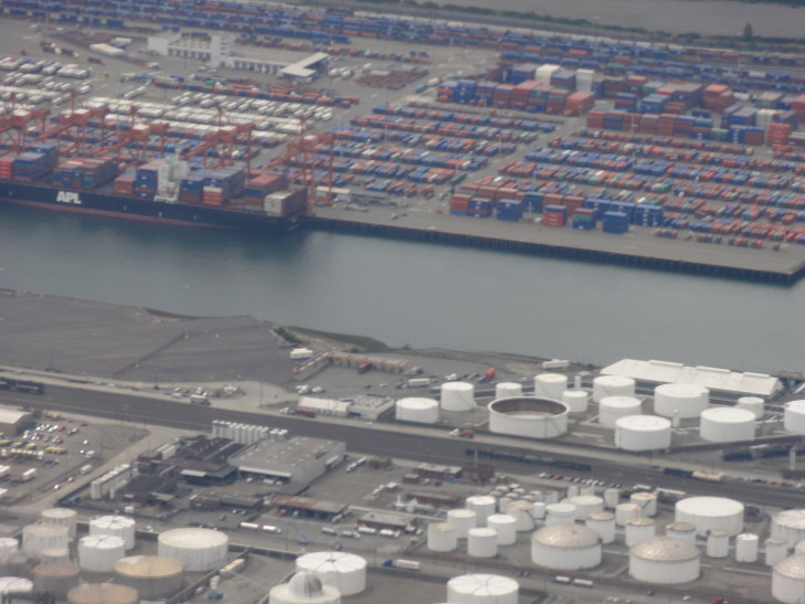 120723_WA_SeattleDocks_small