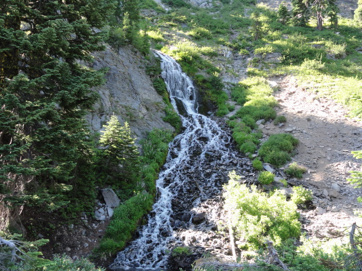 120730_OR_11_CraterLakeVidaeFalls_small