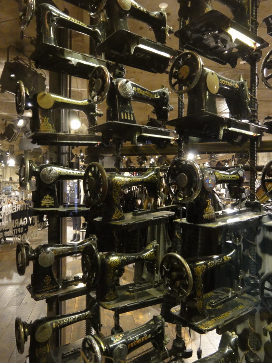 130805_NV_14_CosmopolitanSewingMachines_small