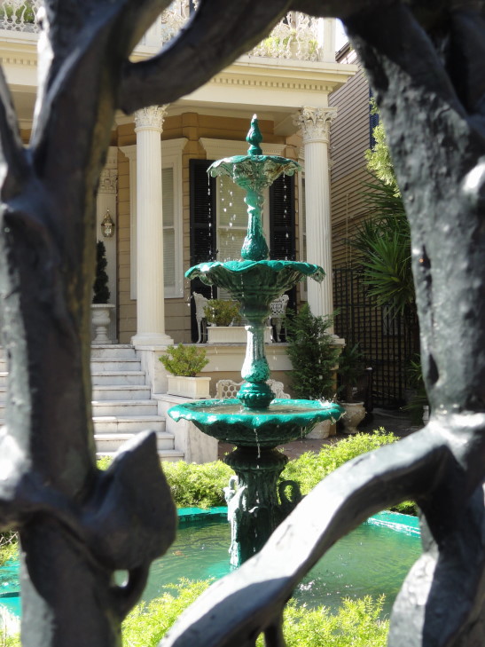 140330_LA_10_CornstalkHotelFountain_small