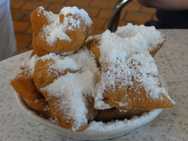 140331_LA_21_CafeDuMondeBeignets_small