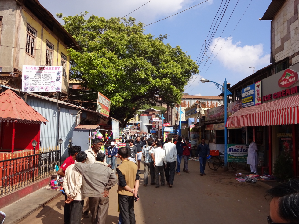 Mahabaleshwar market street