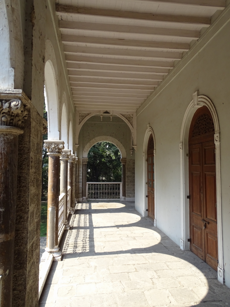 Exterior hallway of Aga Khan Palace