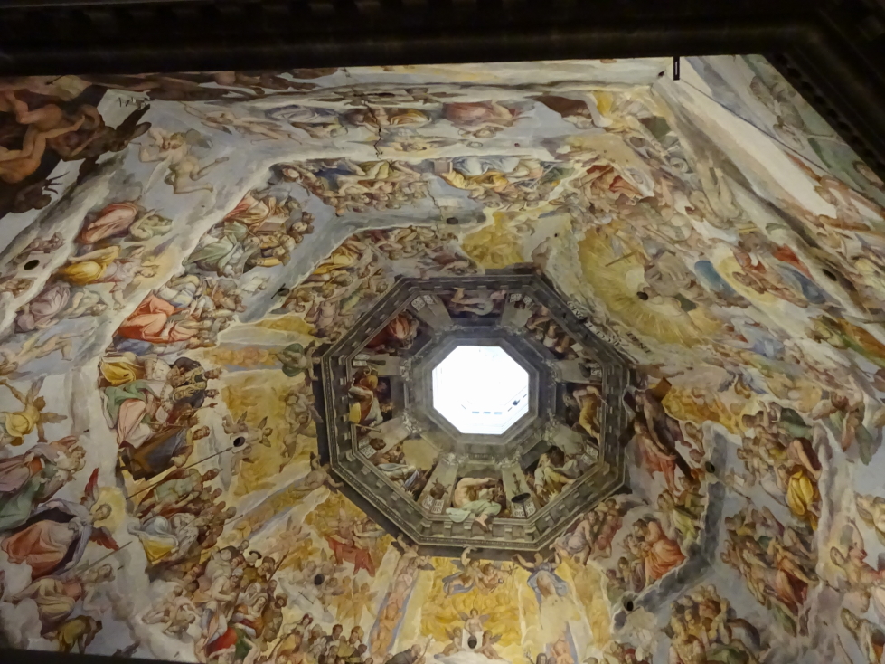 A closer view of the dome's ceiling frescoe.