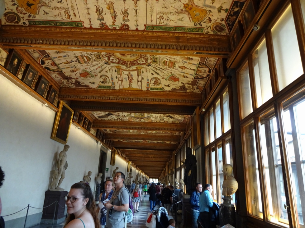 Hallway of the Uffizi.
