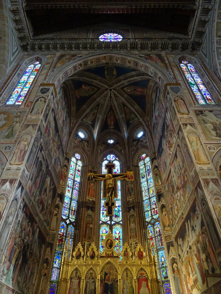 Main altar and cross of Santa Croce