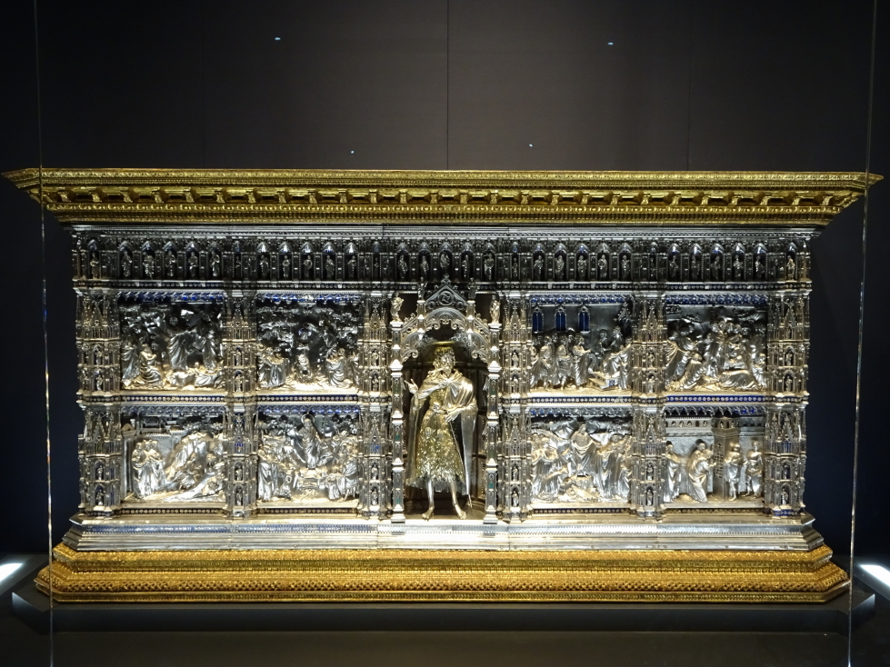 Silver altar from the cathedral