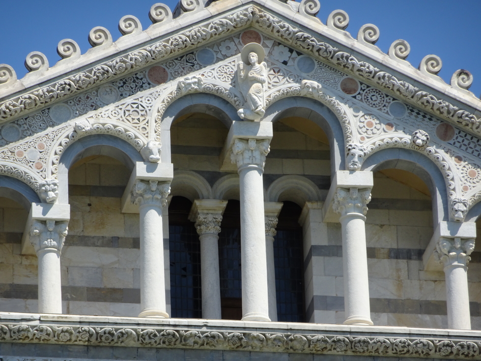 Closeup of the top of the front of the cathedral