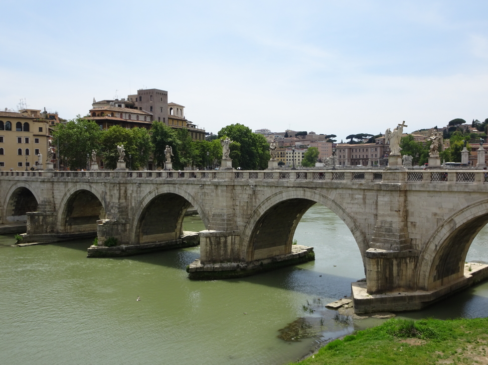 Pont Sant'Angelo from the right bank of the Tiber